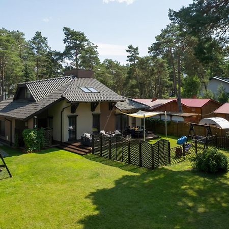 Вилла Pine House By Sea Поберово Экстерьер фото